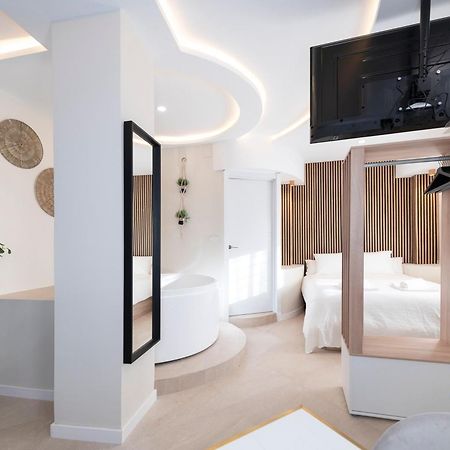 Malaga Boutique V.V Luxury Jacuzzy Appartement Buitenkant foto