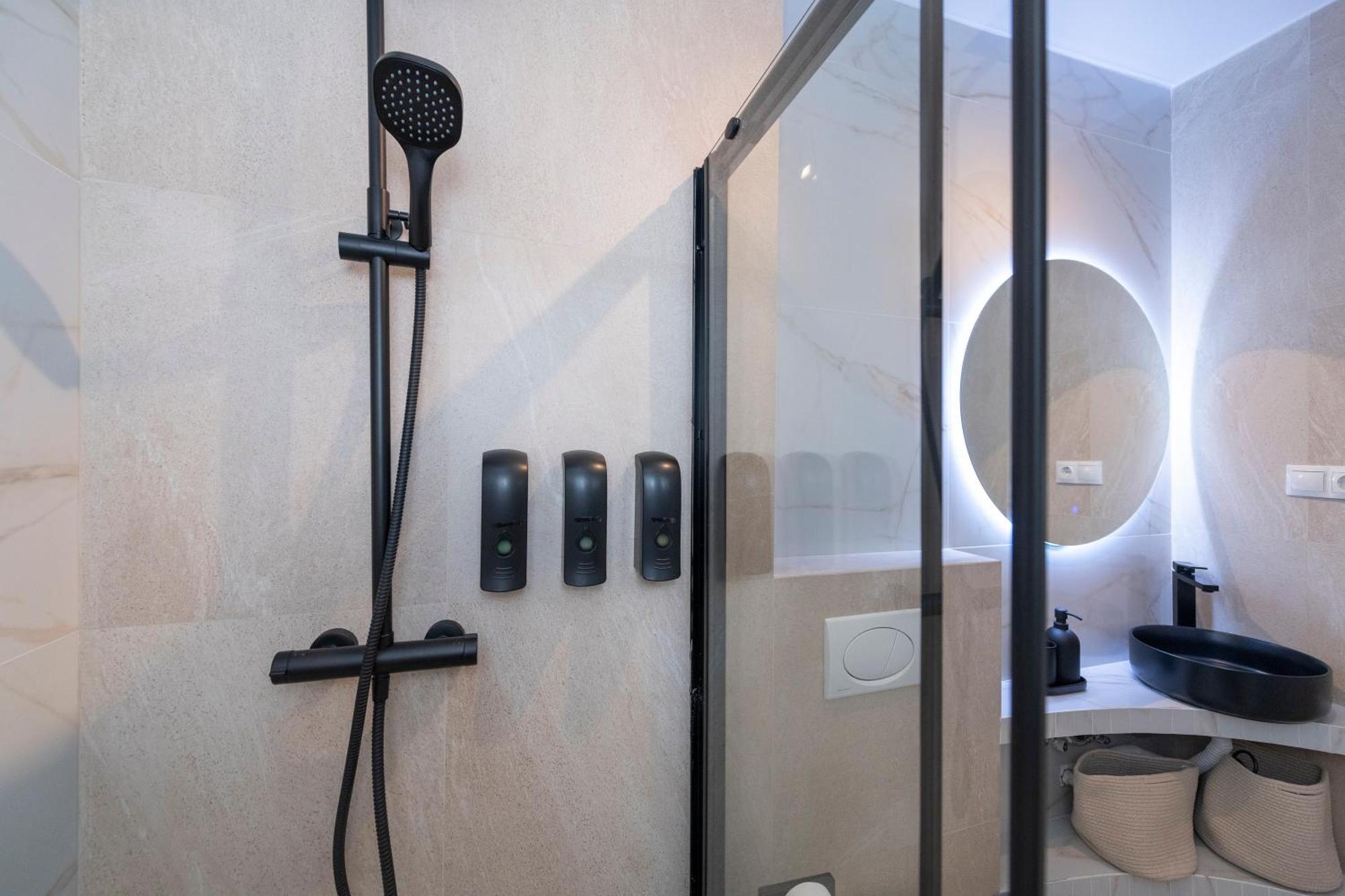 Malaga Boutique V.V Luxury Jacuzzy Appartement Buitenkant foto